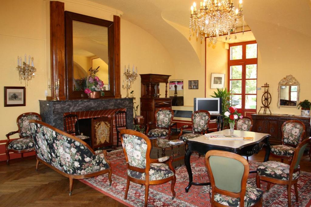 Chateau De Creissels ภายนอก รูปภาพ